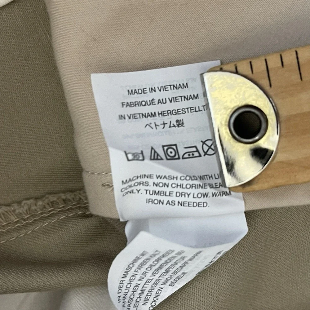NWT J.Crew Mercantile Mens Classic Tan Flex Chino Pants 32x34